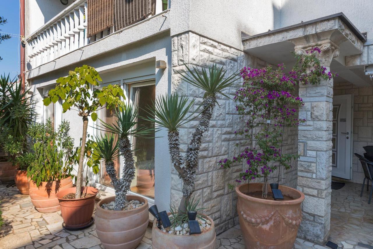 Apartments Villa Lungomare Pula Zewnętrze zdjęcie