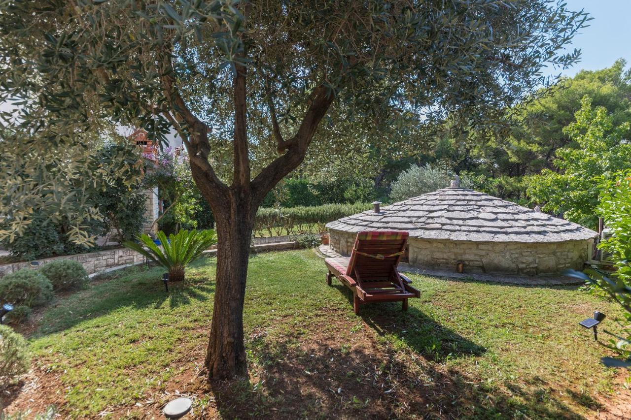 Apartments Villa Lungomare Pula Zewnętrze zdjęcie