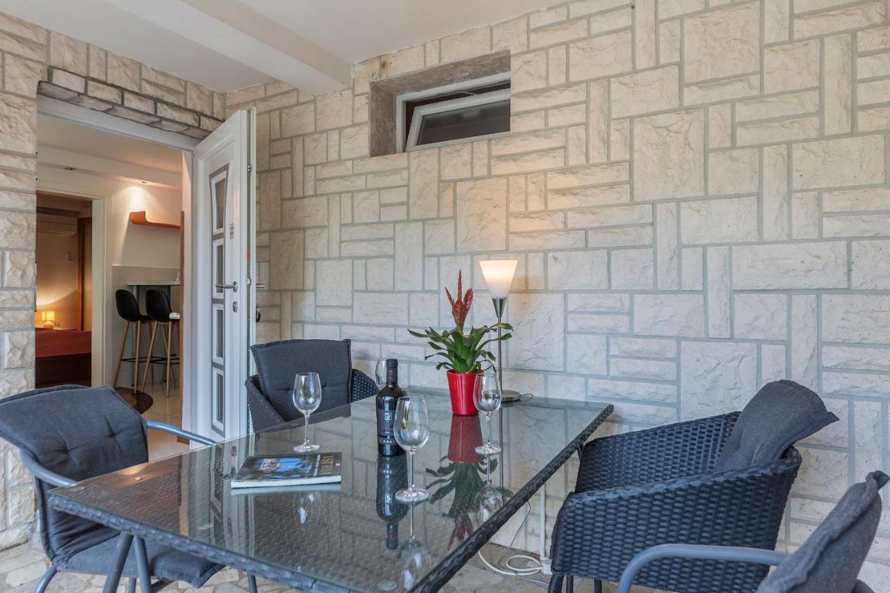 Apartments Villa Lungomare Pula Zewnętrze zdjęcie