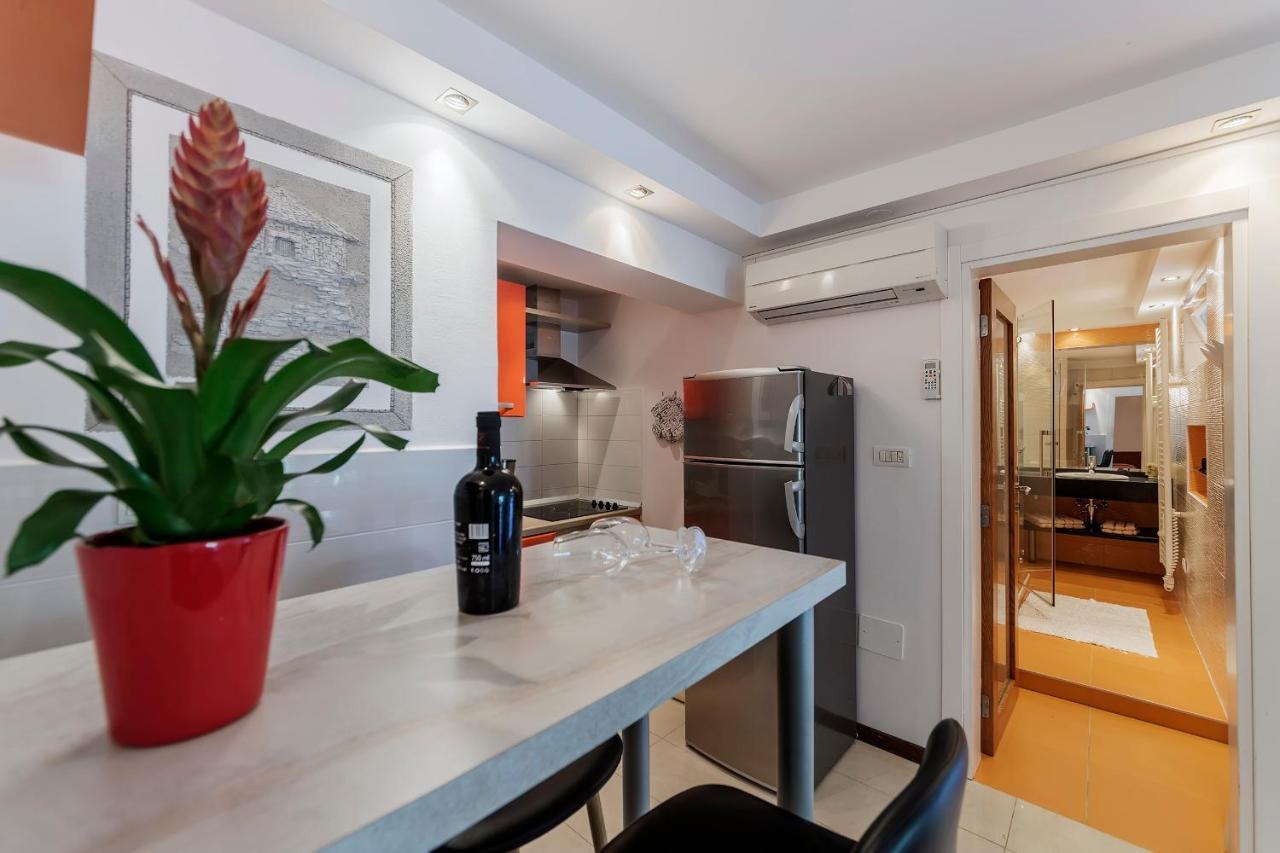 Apartments Villa Lungomare Pula Zewnętrze zdjęcie